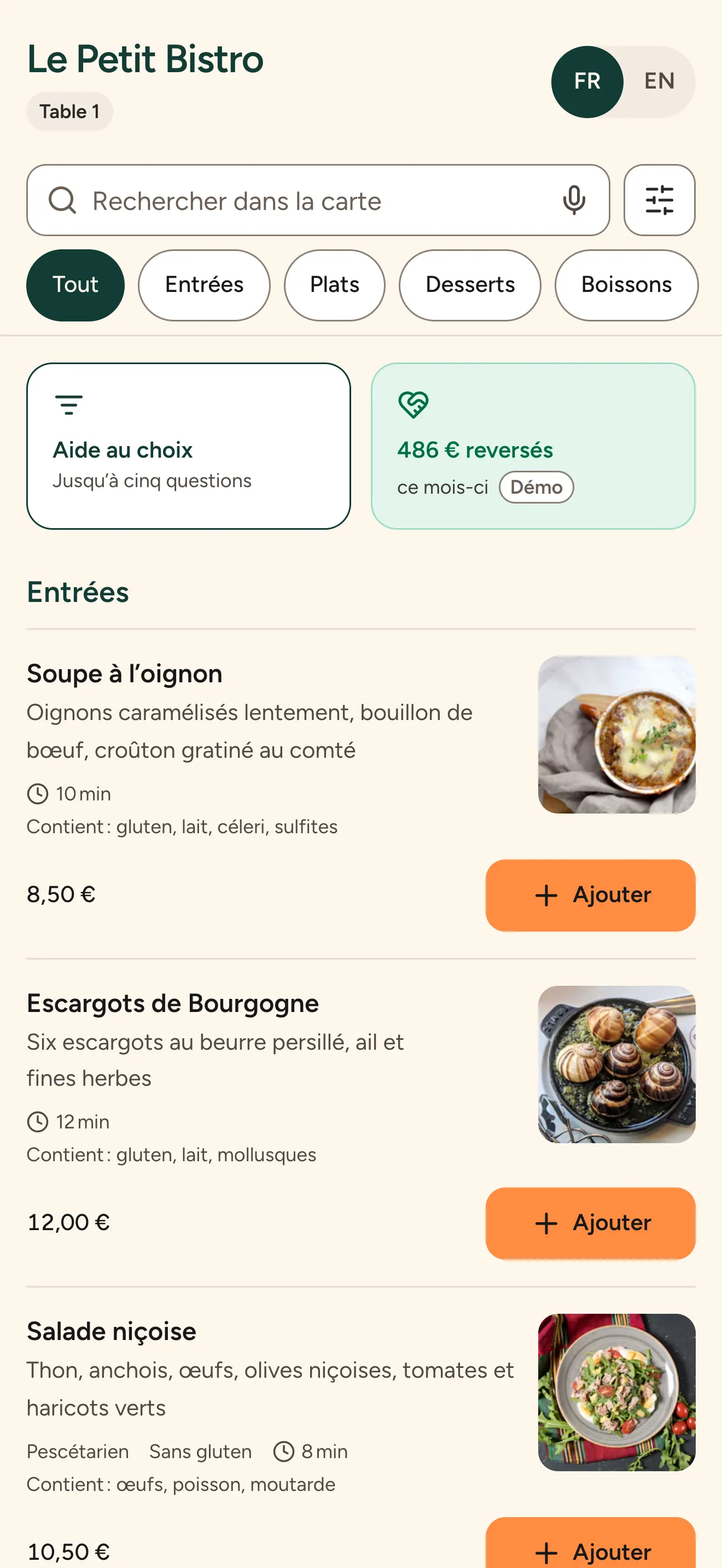Carte du restaurant sur un téléphone : sections et plats avec photos et prix